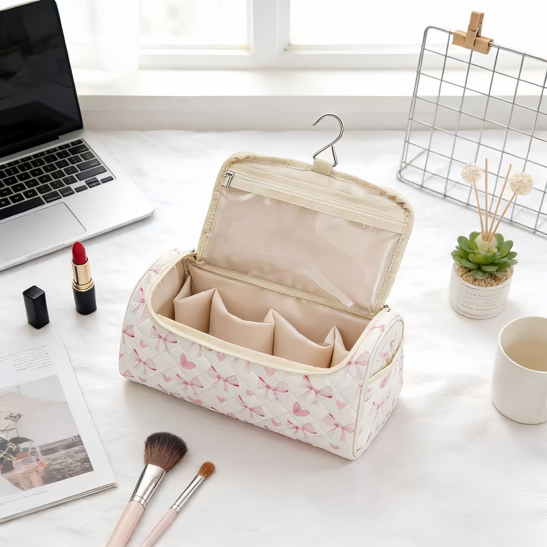 Embroidered Cosmetic Storage Bag – Women's Makeup Organiser