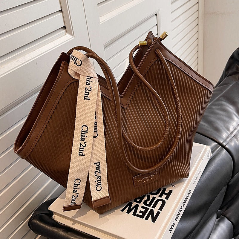 Korean Style Tote Bag – Casual Commuter Shoulder Bag