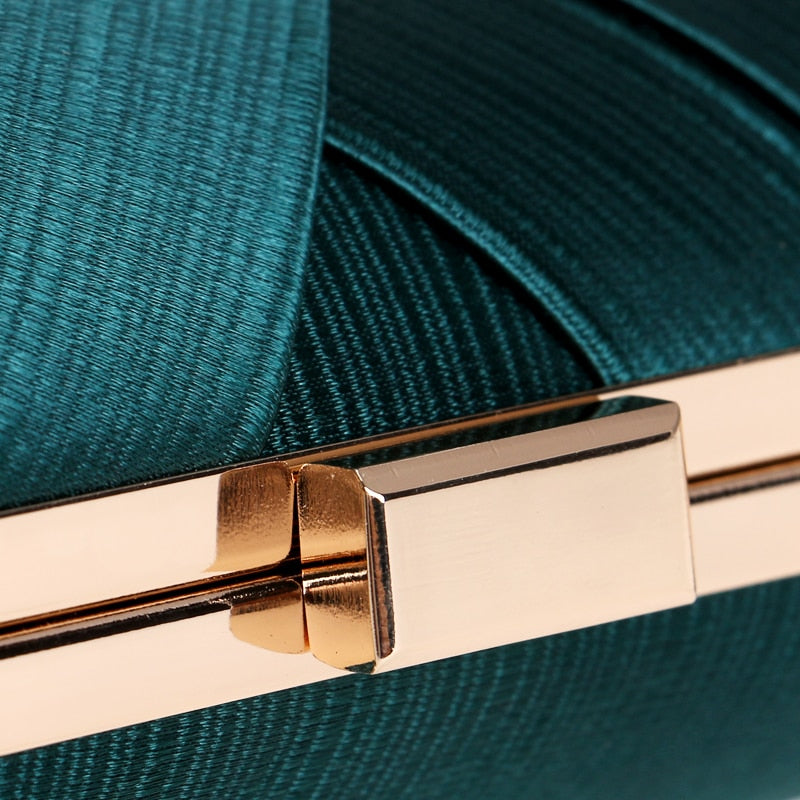 Luxury Lady Women Clutch Bags Tassel Golden Satin Evening Bags Wedding Bridal Handbags Shoulder Chain Purse