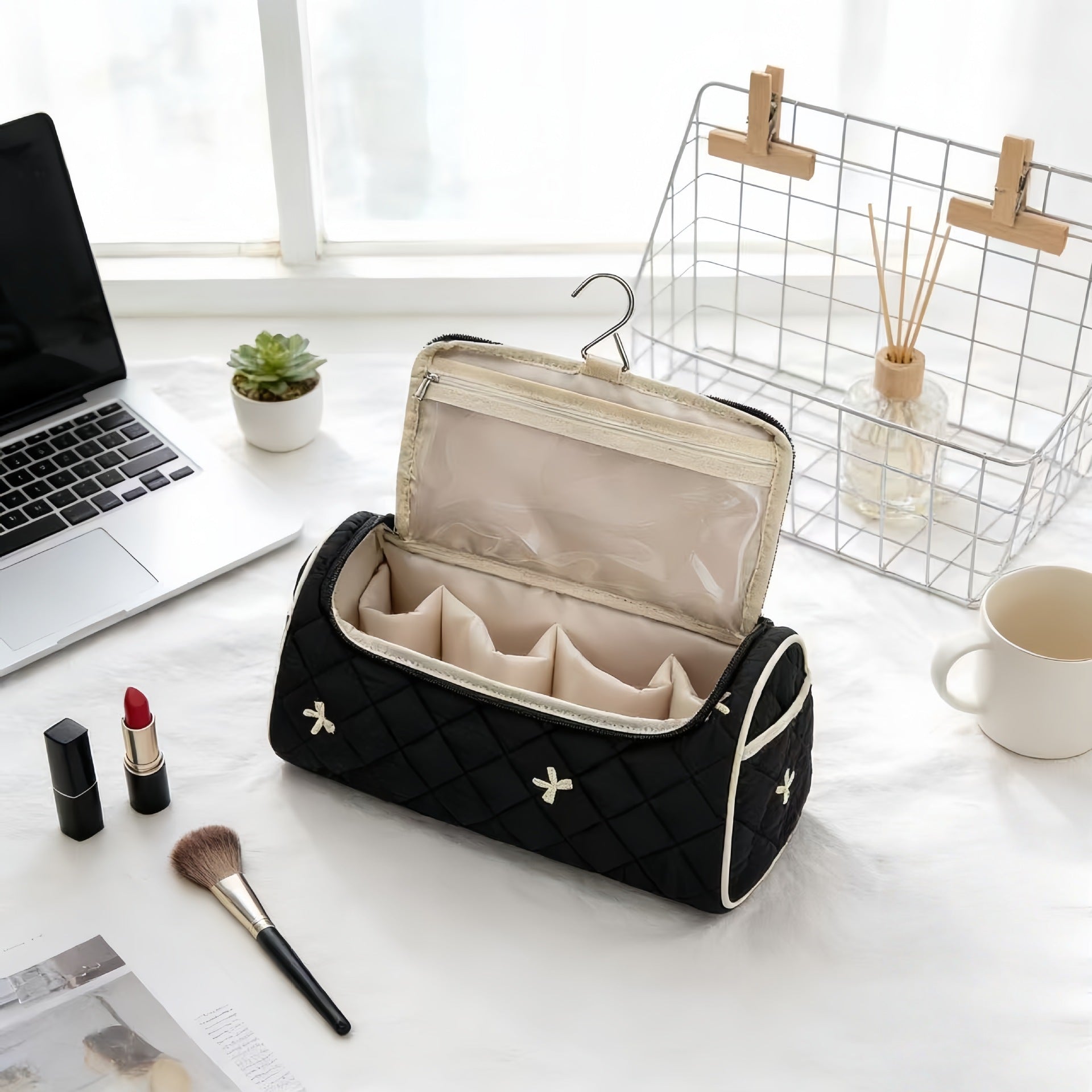 Embroidered Cosmetic Storage Bag – Women's Makeup Organiser