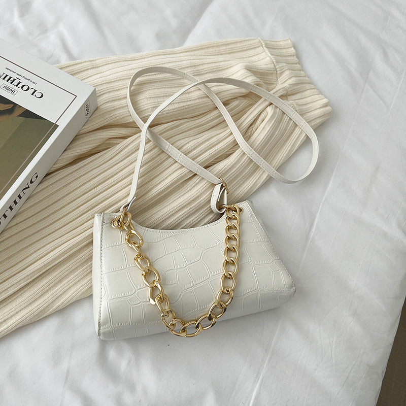 Girls Small Bags Women's Bags Spring New Trendy Small Fresh Messenger Western Style Fashion Casual Chain Armpit Bag