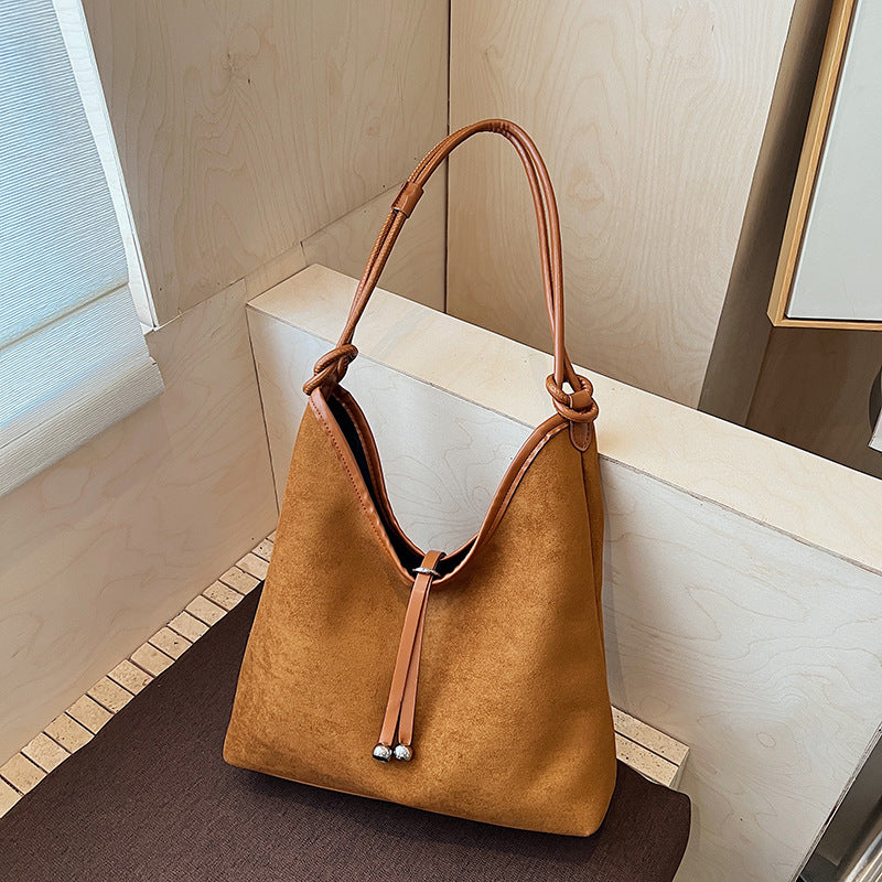Matte Retro Women's Large Capacity Shoulder Bag, Casual Everyday Tote with Premium Texture